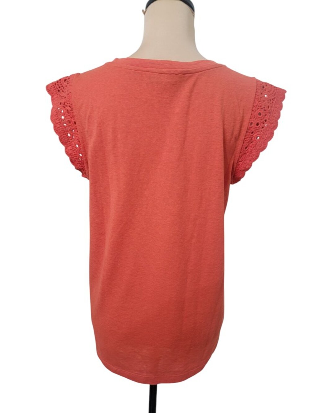 Loft Size L Red-Orange Poppy Scoop Neck T-Shirt with Crochet Lace Sleeves - Picture 5 of 12